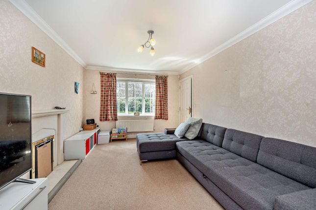 Detached house to rent in Tregony Road, Orpington, Kent