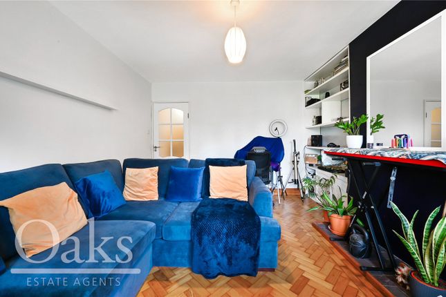 Flat 3 Eagle Court,, Rosendale Road, London photo 2