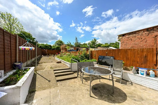 Thumbnail Terraced house for sale in Clifford Road, Hounslow