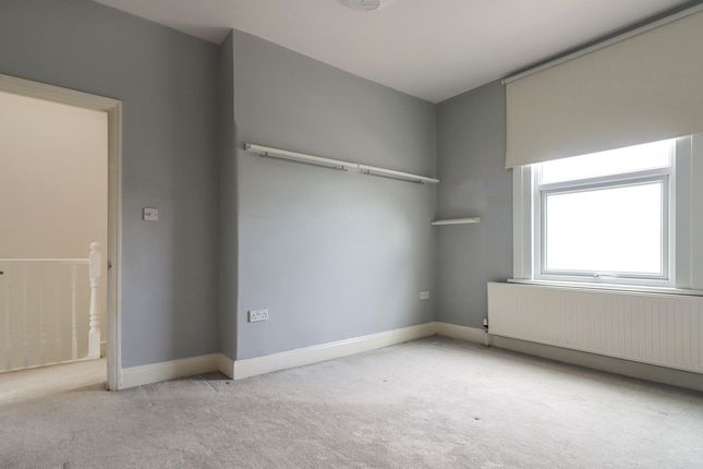 Terraced house to rent in Blithdale Road, London