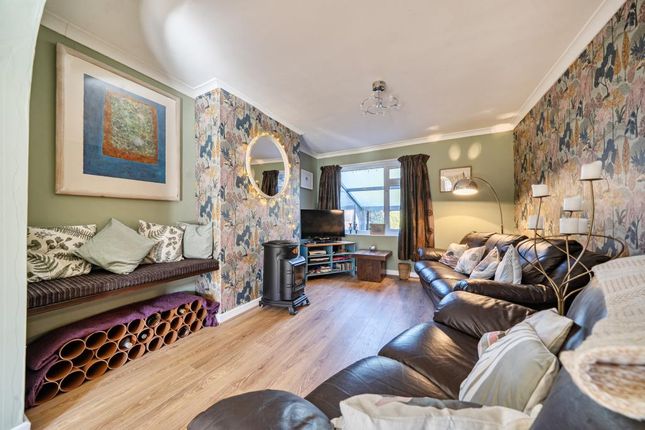 14 PEMBROKE AVENUE, Tenbury Wells, Tenbury Wells photo 2