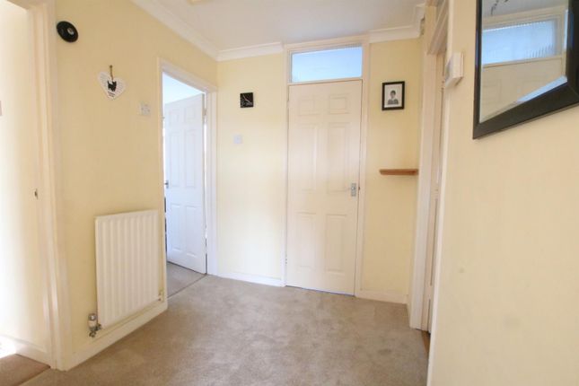 Hallway.Jpg