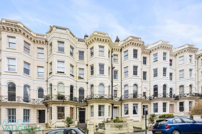 Flat for sale in Cambridge Road, Hove