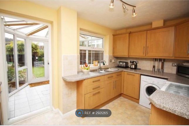 Wetherby Close, Stevenage photo 4