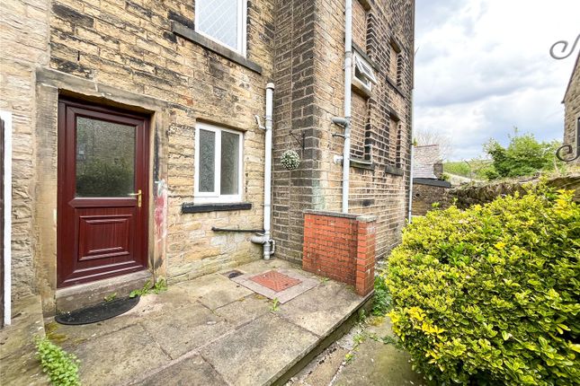 7, Oldham Road, Saddleworth photo 3