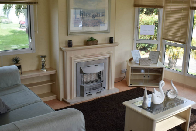 East End Road, Bradwell-on-Sea, Southminster photo 4