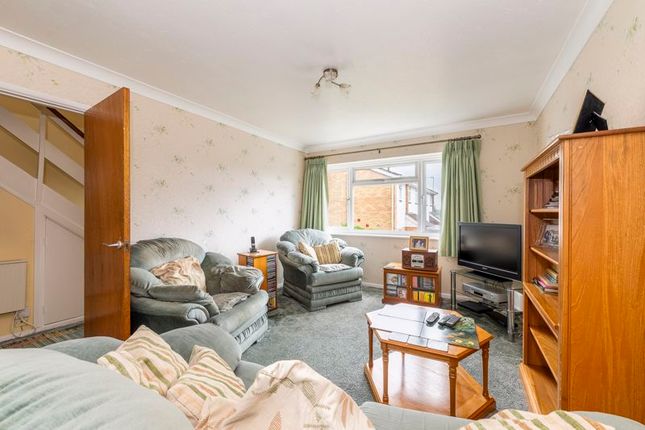 10, Cleve Close, Uckfield photo 4