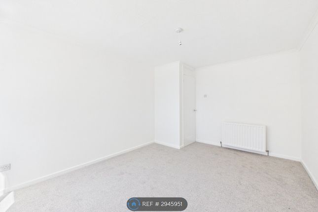 Guthrum Place, Newton Aycliffe photo 5