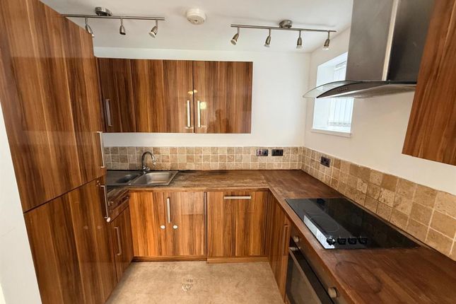 Flat, 1A, Mowbray Street, Stockport photo 2