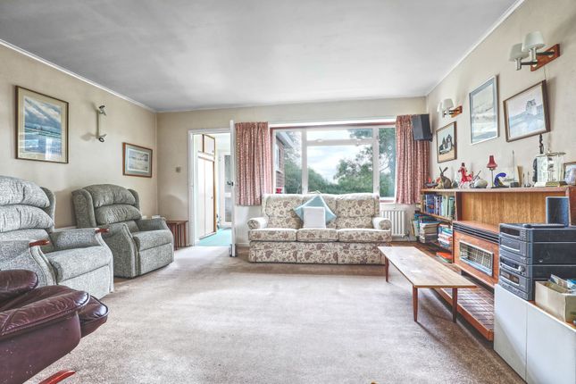 13 Ash Road, Ware photo 2