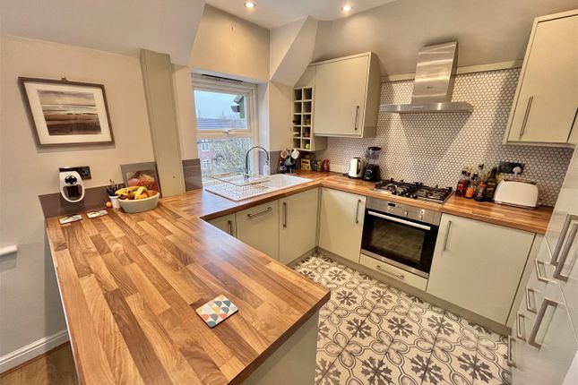 9, Brompton Way, Handforth photo 3