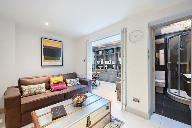 Basement Flat, 40, York Street, London photo 3