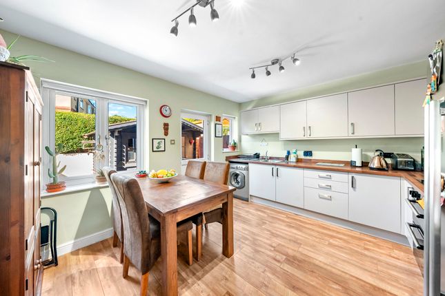11 Stockwell Crescent, Knaresborough photo 4