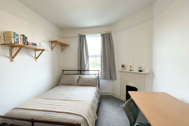 29 Riley Road, Brighton photo 4