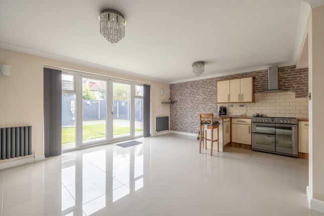 Property to rent in Anthony Way, Cippenham, Slough