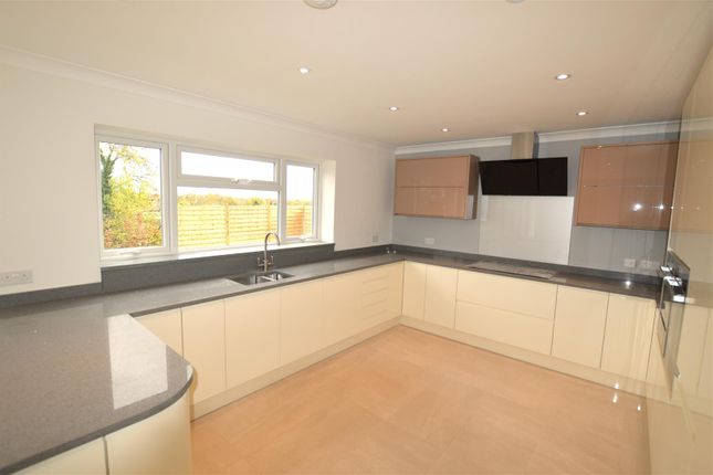 Semi-detached house to rent in Nuttfield Close, Croxley Green, Rickmansworth