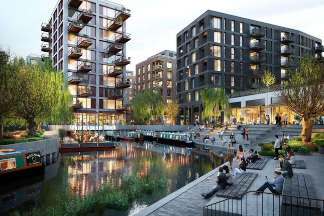 2-bed flat on Catherine Wheel Road,, Dock House, Brentford, £747,500