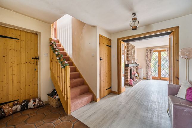 10, Bedford Lane, Camberley photo 4