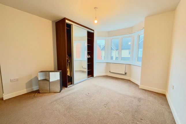 Oxlade Drive, Berkshire photo 5