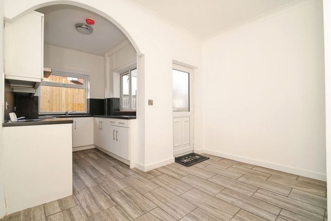 5, Filey Avenue, Barnsley photo 2
