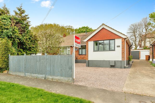 Thumbnail Semi-detached bungalow for sale in Copsleigh Close, Salfords, Redhill