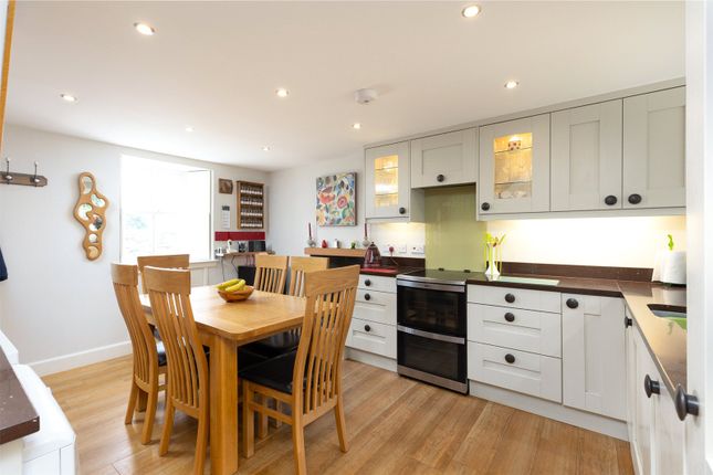 Fern Cottage, 2, Thimblerow, Perth photo 4