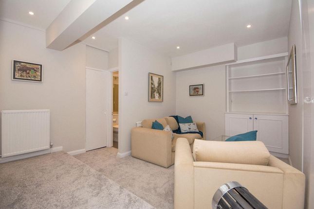 283b, Trinity Road, London photo 2