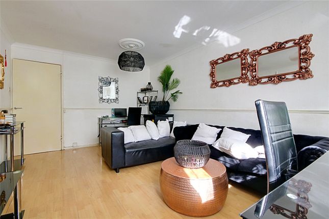 11, Lawson Road, Enfield photo 4