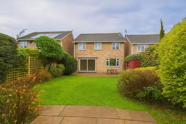 14, Lombardy Close, Leverstock Green photo 4
