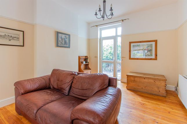 84, Wyndham Crescent, Cardiff photo 4
