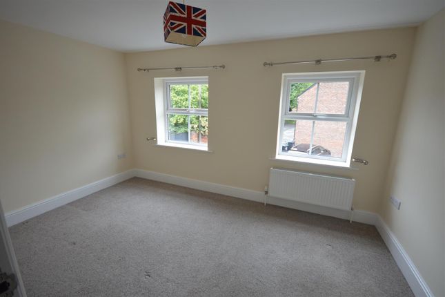 Semi-detached house to rent in West Road, Congleton