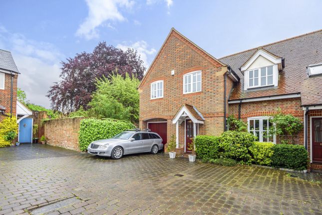 Thumbnail Mews house for sale in Bell Street Mews, Henley On Thames