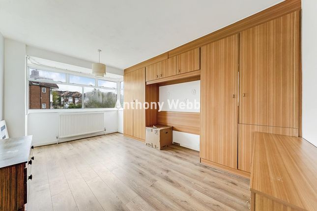 Semi-detached house for sale in Hampden Way, Southgate