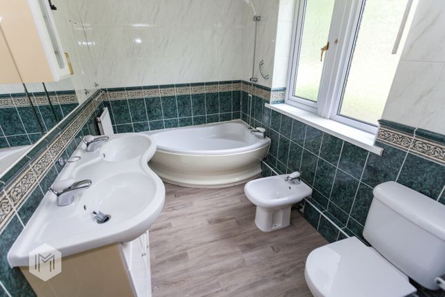 Cottage for sale in Heaton Grange, Bolton, Greater Manchester