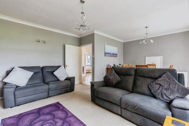 252, Cromwell Lane, Warwickshire photo 4