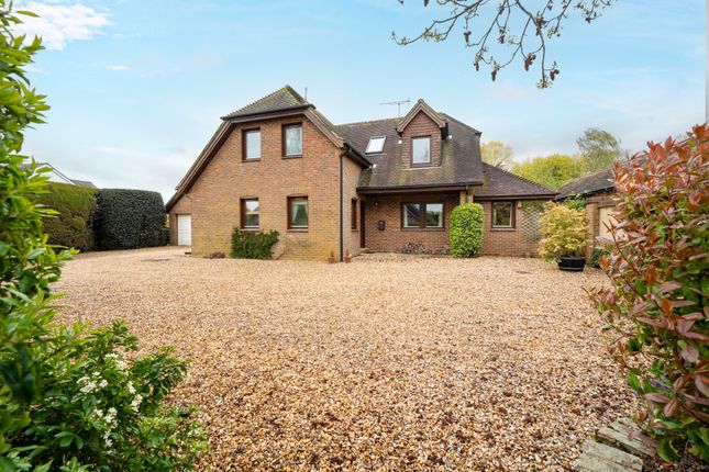 Cager's Cottage, 5 Wildhern, Andover photo 2