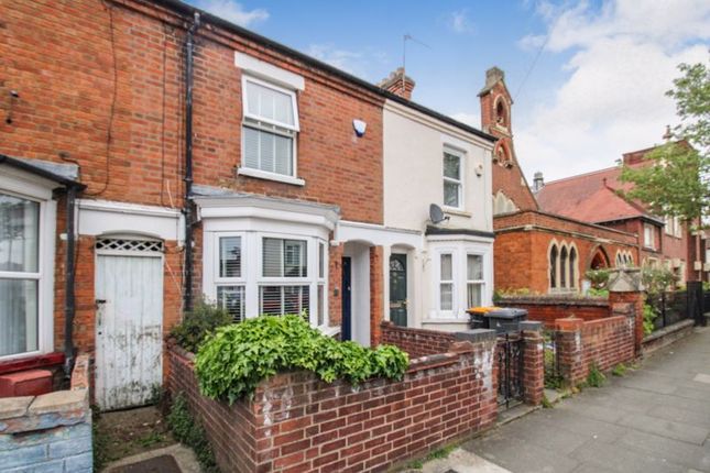 Thumbnail Terraced house for sale in Howard Avenue, Bedford