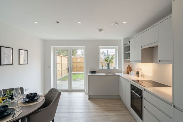 No. 3, The Sidings, Farncombe Street, Godalming photo 3