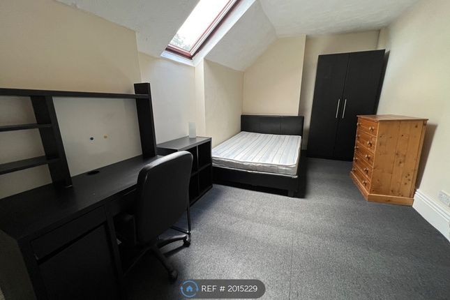 Room to rent in Crookesmoor Road, Sheffield