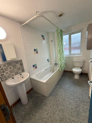 15, Russell Road, Nottingham photo 5