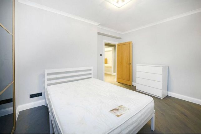 Flat to rent in Montagu Square, London