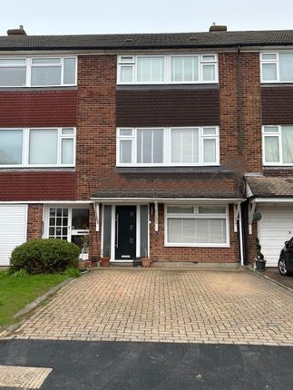 Thumbnail Town house for sale in Copthorne Gardens, Hornchurch