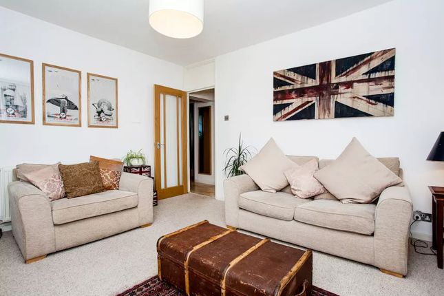 Thumbnail Flat to rent in Arr436 - Tyers Street, London, - Bills Included.