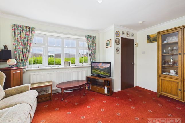2 Maple Close, Wrexham photo 3