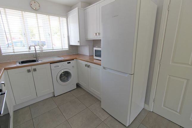 8 Snow Avenue, Leicester photo 4
