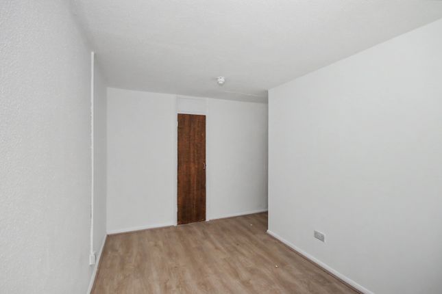 9, Newmarket photo 5