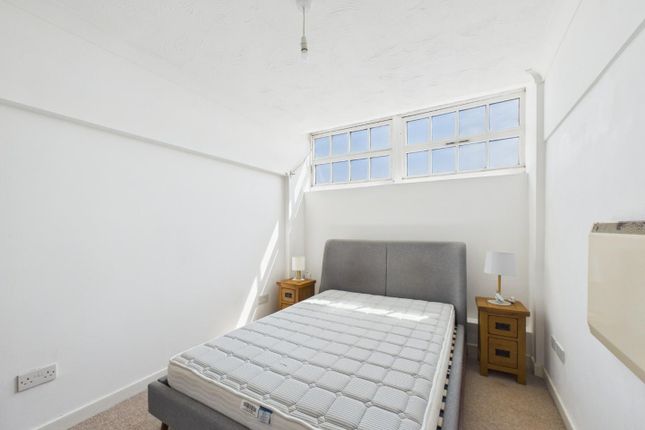 Apartment 24, Old Tannery, Clyde Street, Bingley photo 4