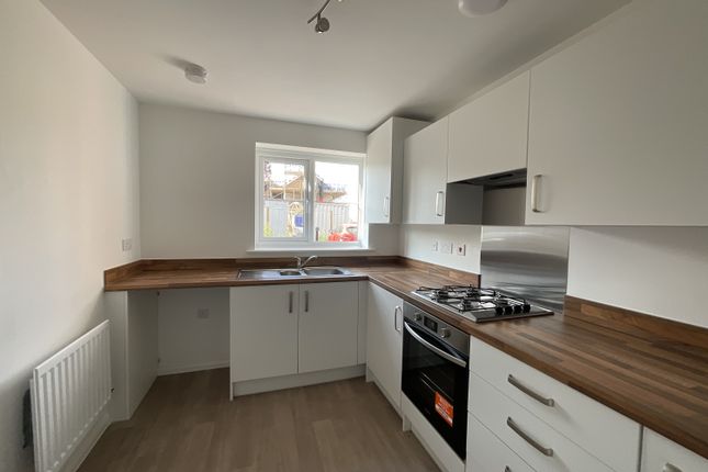 141, Rose Way Edwalton, Nottingham photo 3
