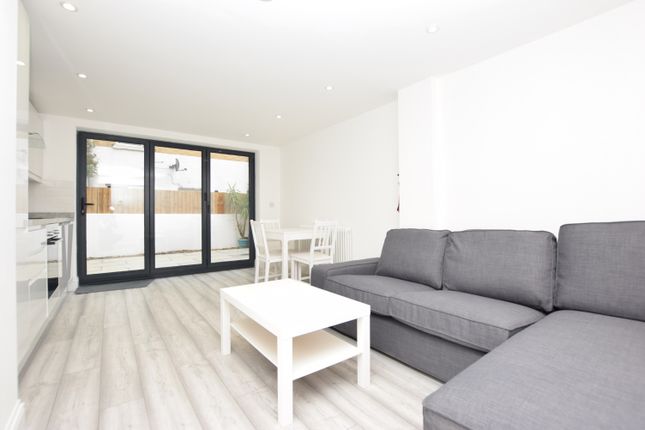 Flat 1 Griffin House, 21, Crawford Road, London photo 2