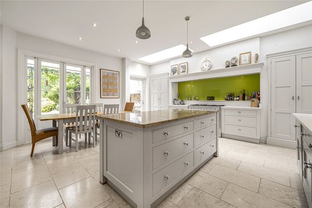 Warwick Lodge, 13, Ailsa Road, Twickenham photo 2